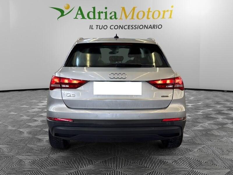 Audi Q3 35 TDI quattro S tronic Business Advanced