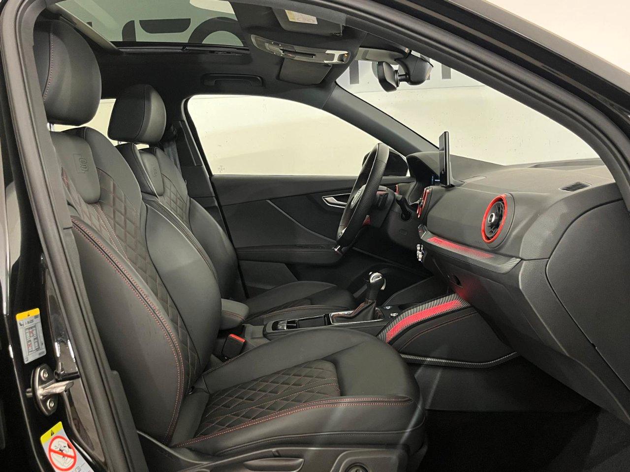 Audi Q2 40 2.0 tfsi Identity Black quattro s-tronic COMPETITION