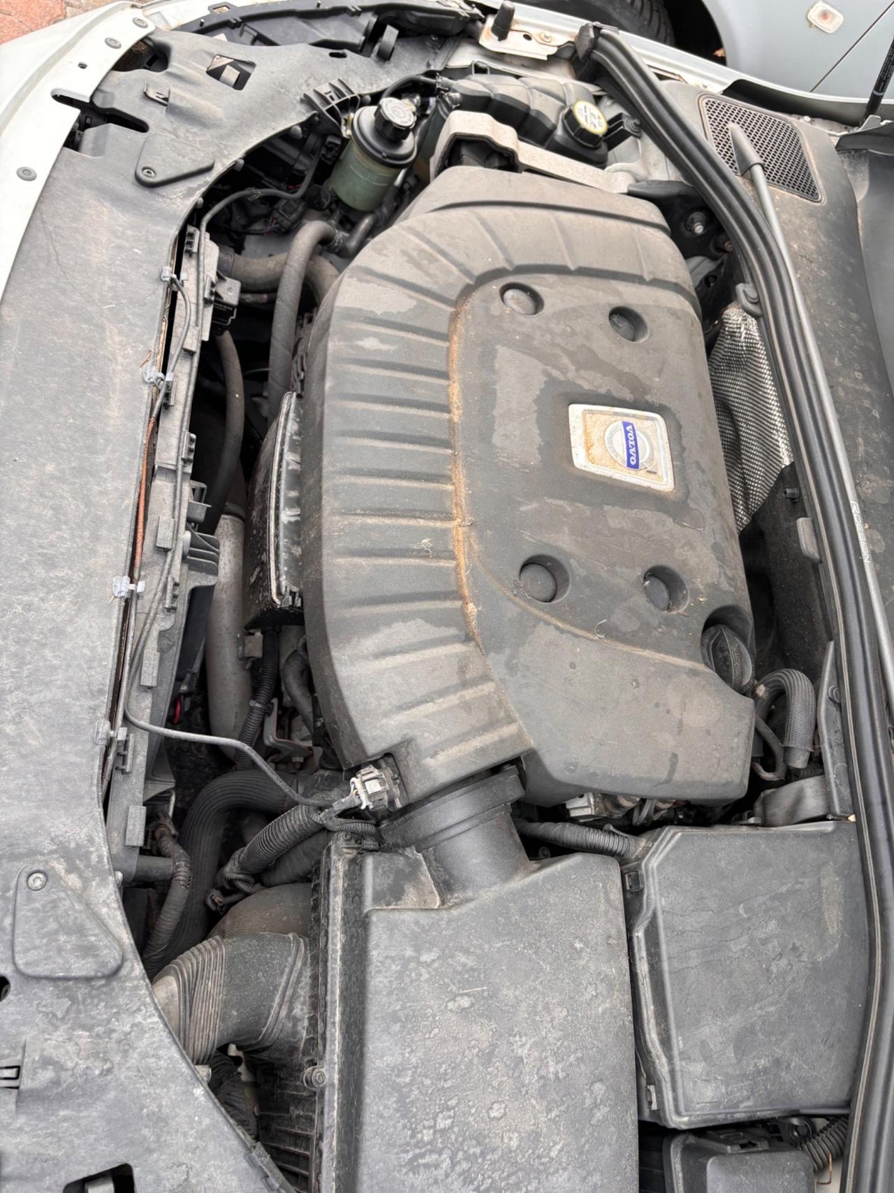 Volvo V60 D3 R-design Kinetic