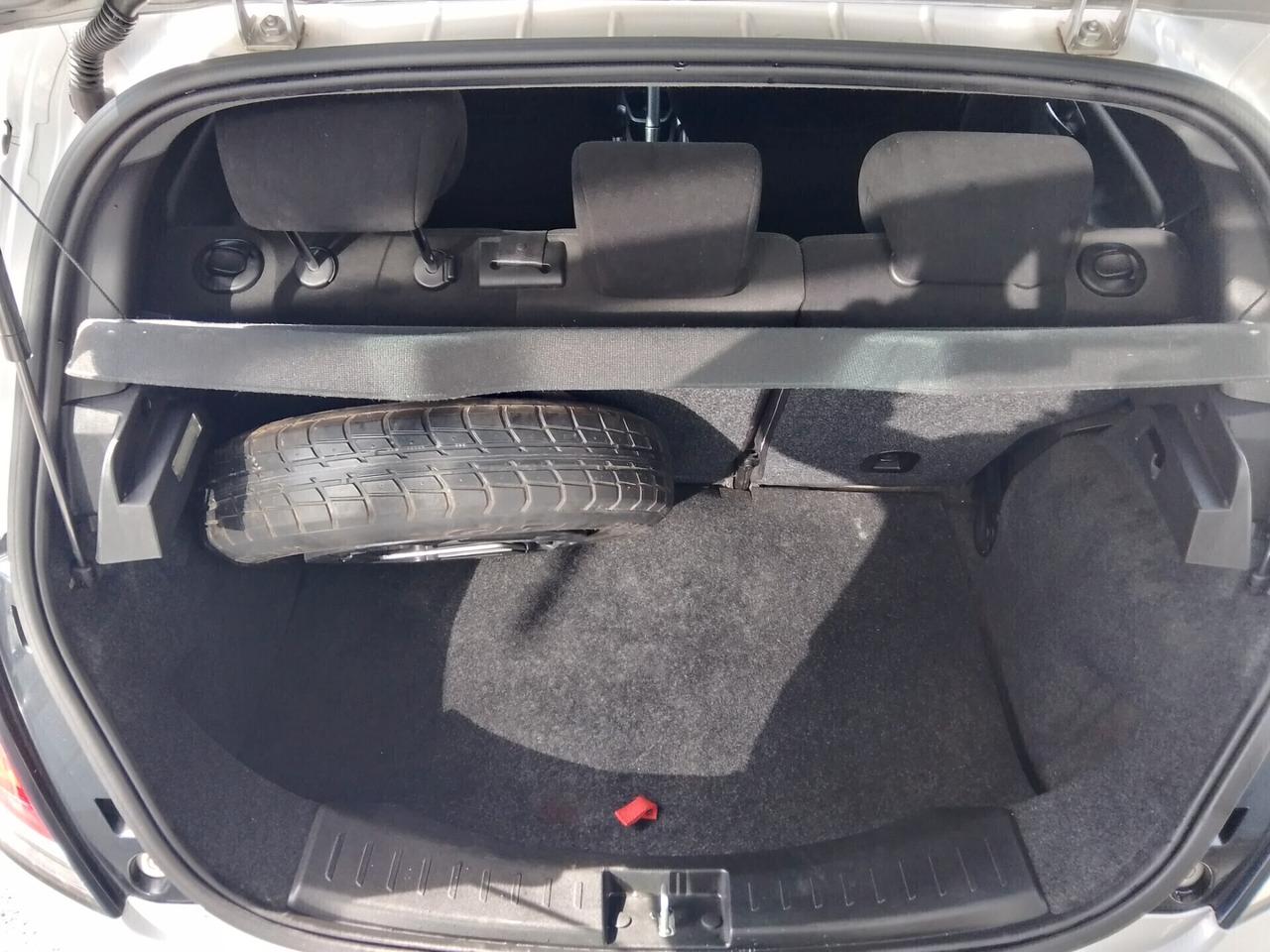 Lancia Ypsilon 1.2 69 CV 5 porte S&S Gold GPL