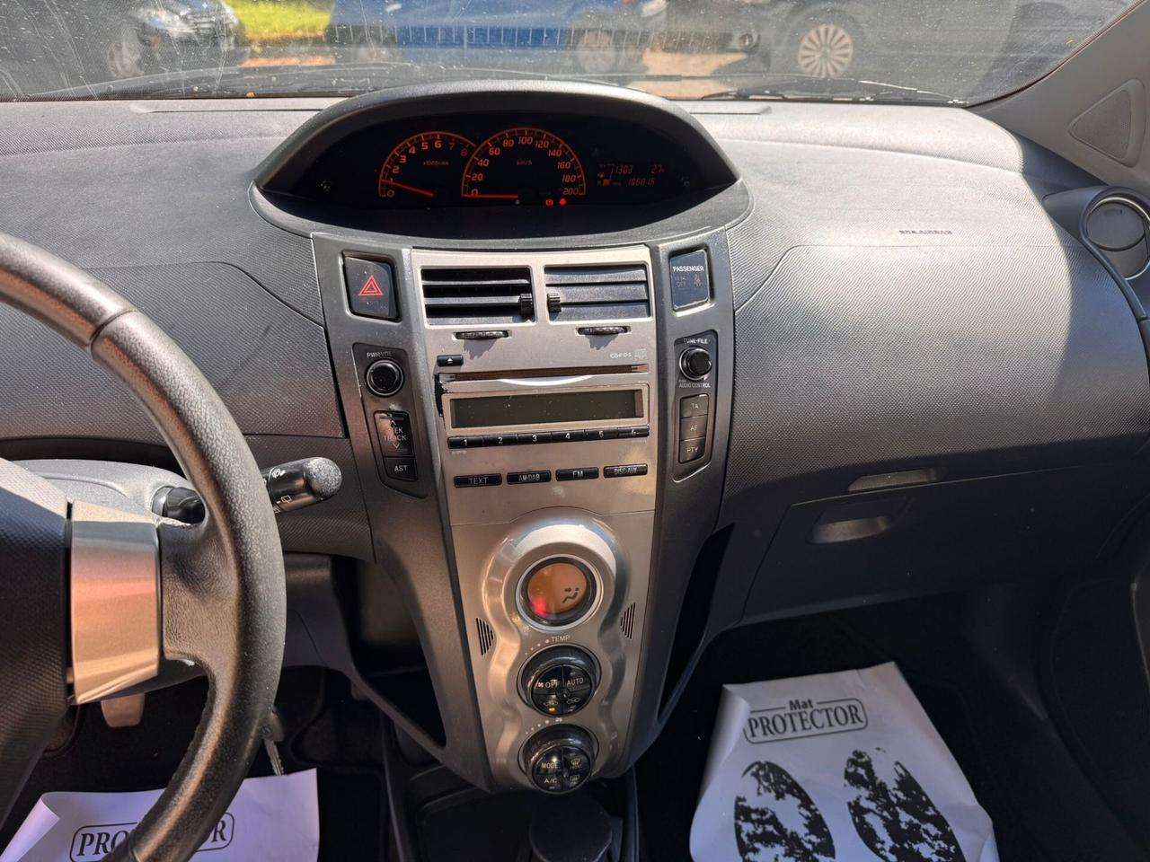 Toyota Yaris 1.0 Sol 69CV GARANZIA 1 ANNO