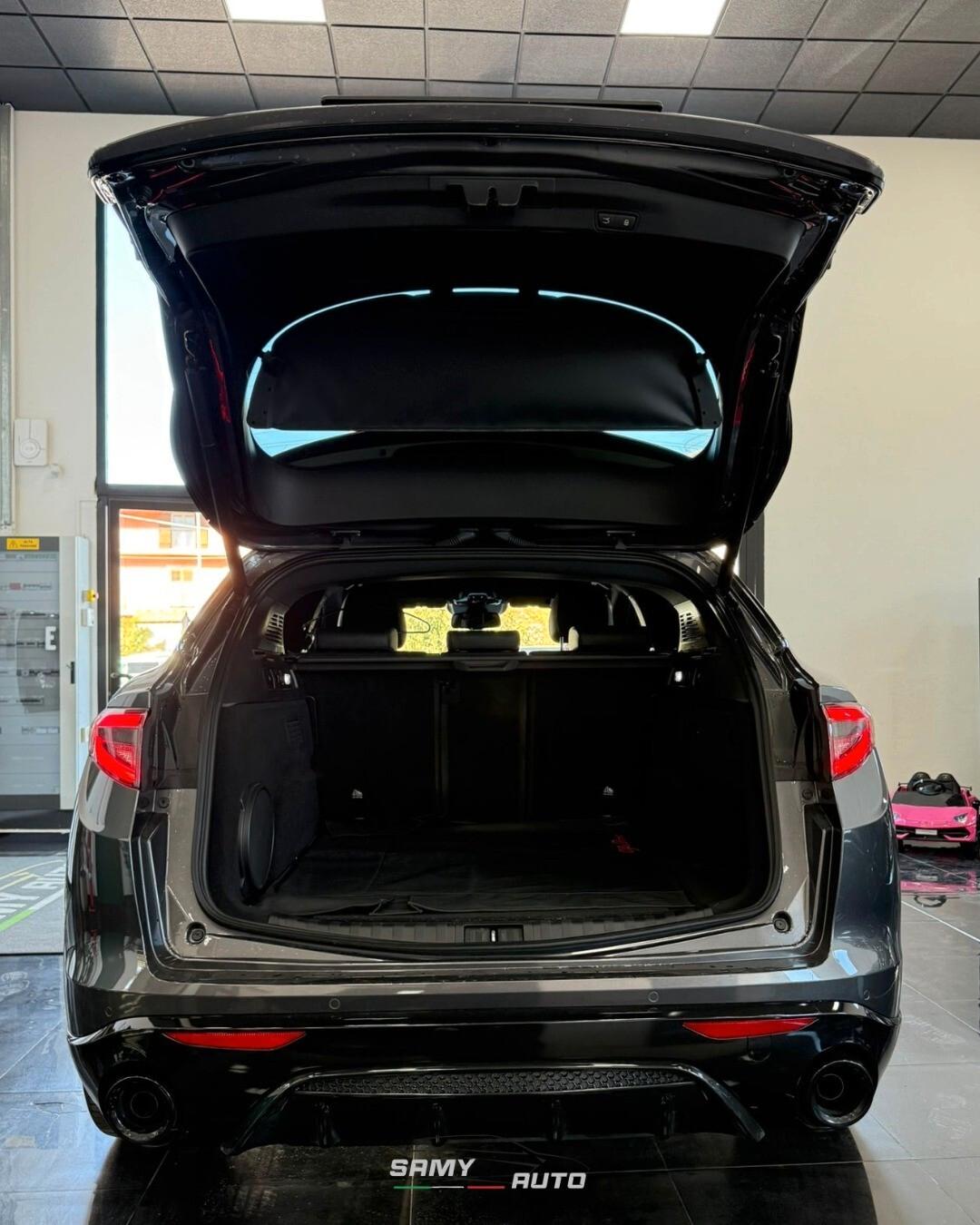 Alfa Romeo Stelvio 2.2 Turbodiesel 160 CV AT8 RWD Veloce