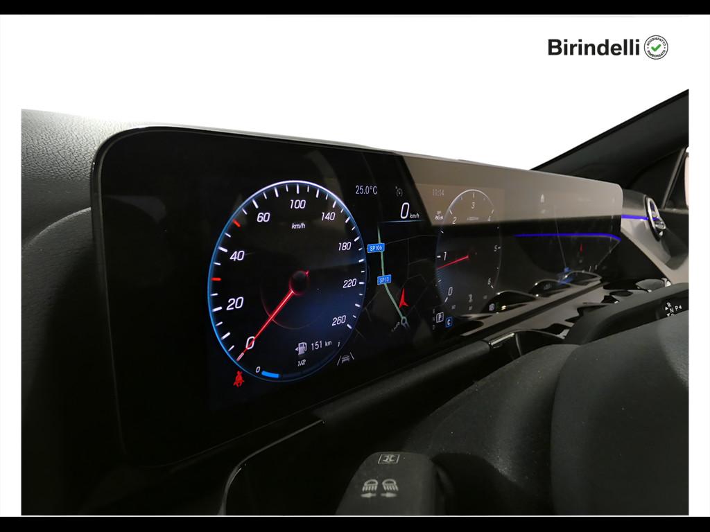 Mercedes-Benz GLA (H247) - GLA 200 d Automatic Sport