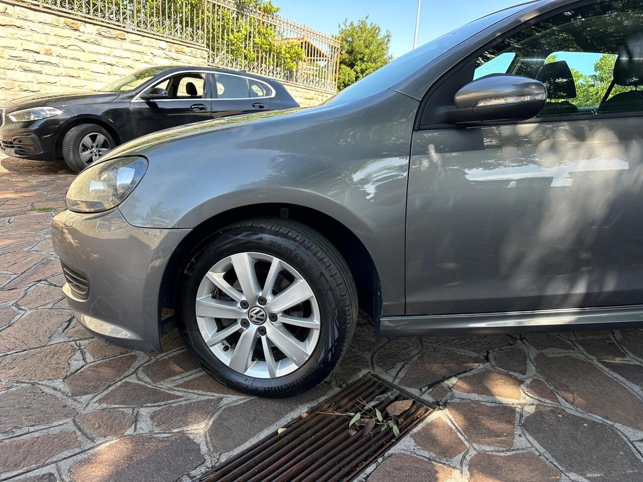 Volkswagen Golf 1.6 TDI DPF 5p. Highline