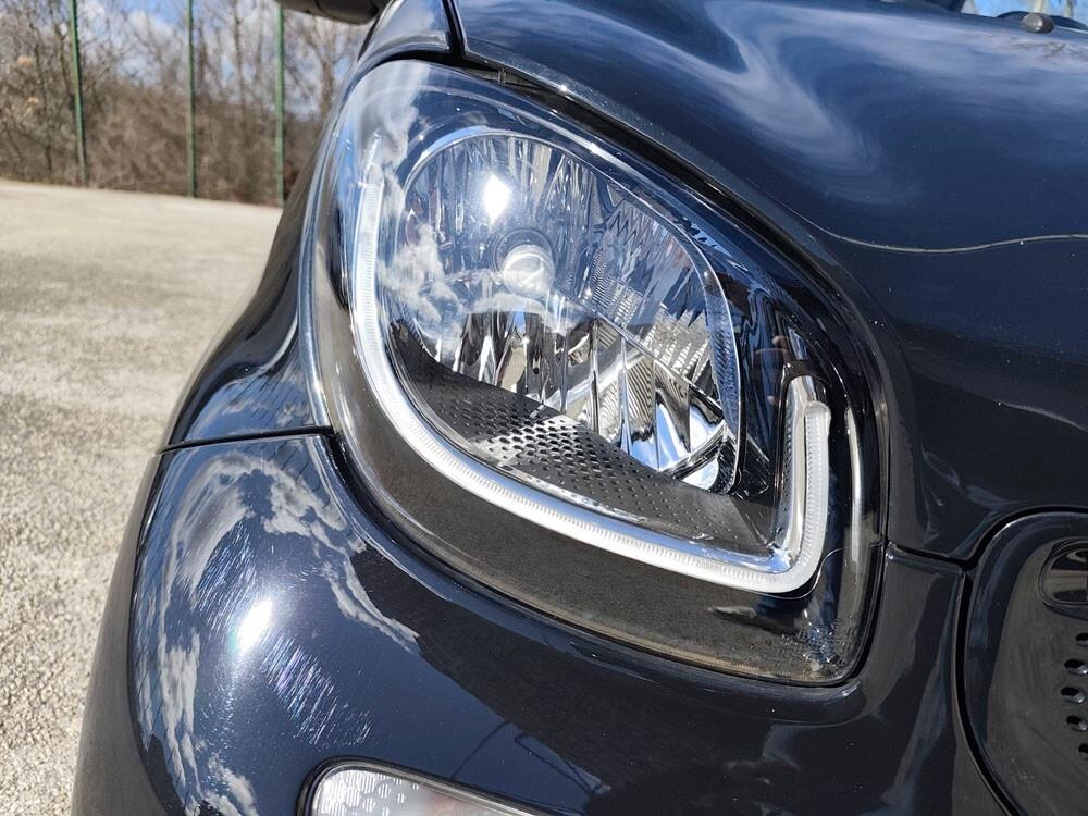 Smart ForTwo 90 0.9 Turbo twinamic Passion NAVI, LED, Sedili Riscalald.