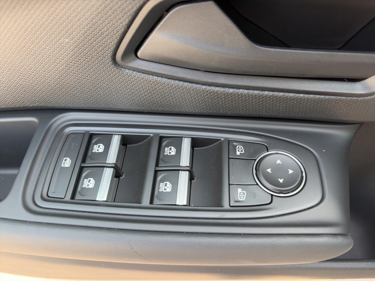 Renault NEW Clio 1.2 TCe 115 cv EVOLUTION A 106