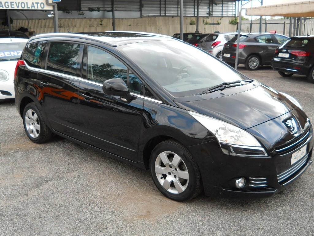 Peugeot 5008 1.6 e-HDi 115CV Stop&Start ETG6 Allure