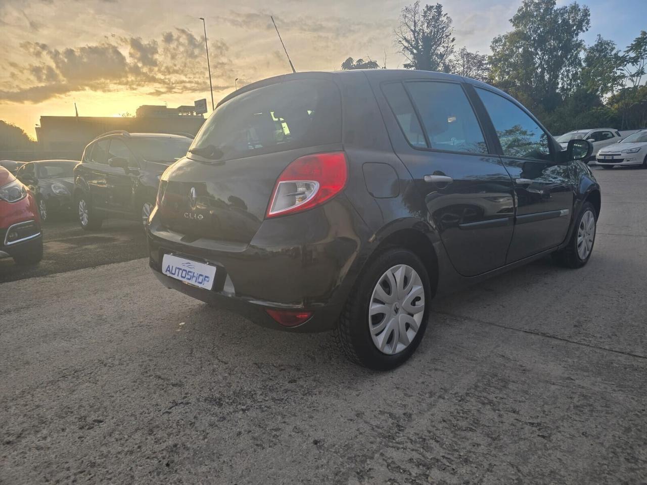 Renault Clio 1.2 16V 5 porte Luxe