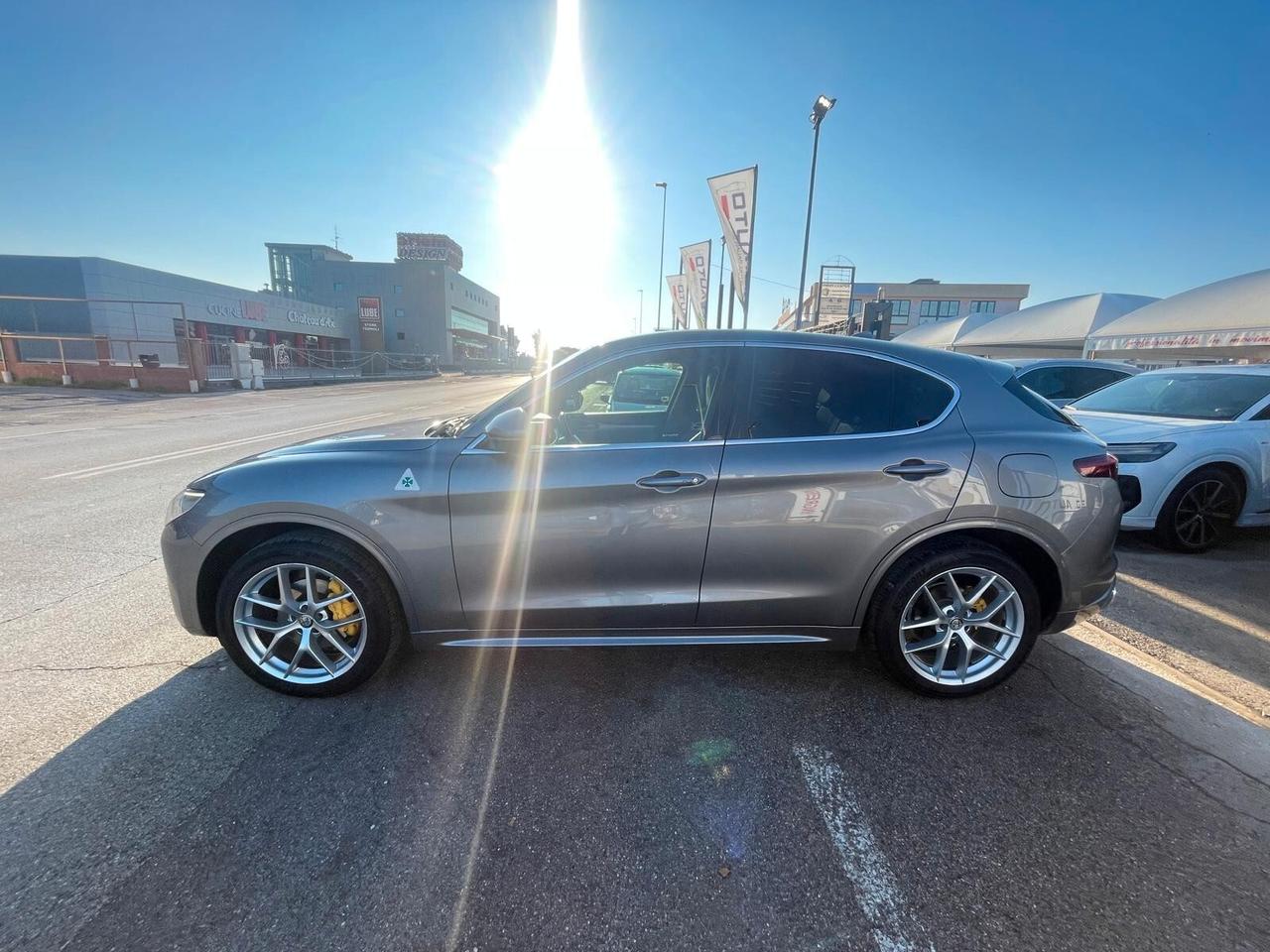 Alfa Romeo Stelvio 2.2 Turbodiesel 210 CV AT8 Q4 Super
