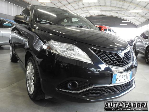 LANCIA - Ypsilon - 1.2 69 CV 5 porte Elefantino