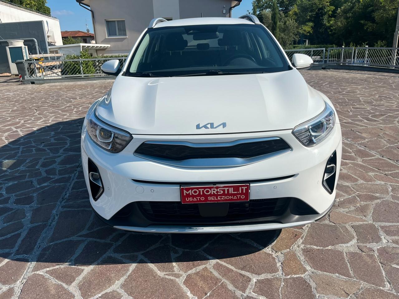 Kia Stonic 1.0 T-GDi 120 CV MHEV DCT Style Neopatentati