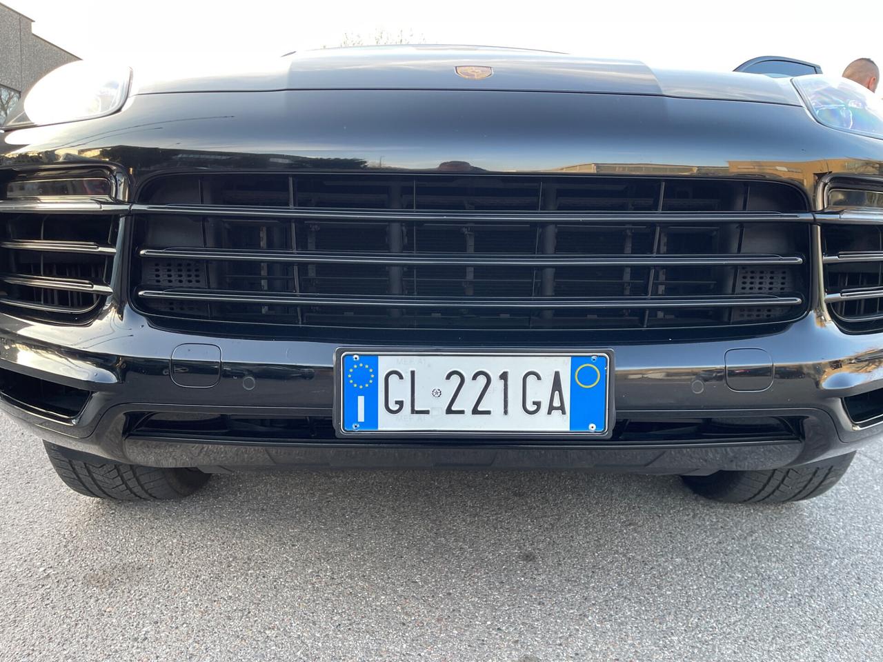 PORSCHE CAYENNE 3.0 BENZINA 250KW EURO6D UNI PROP
