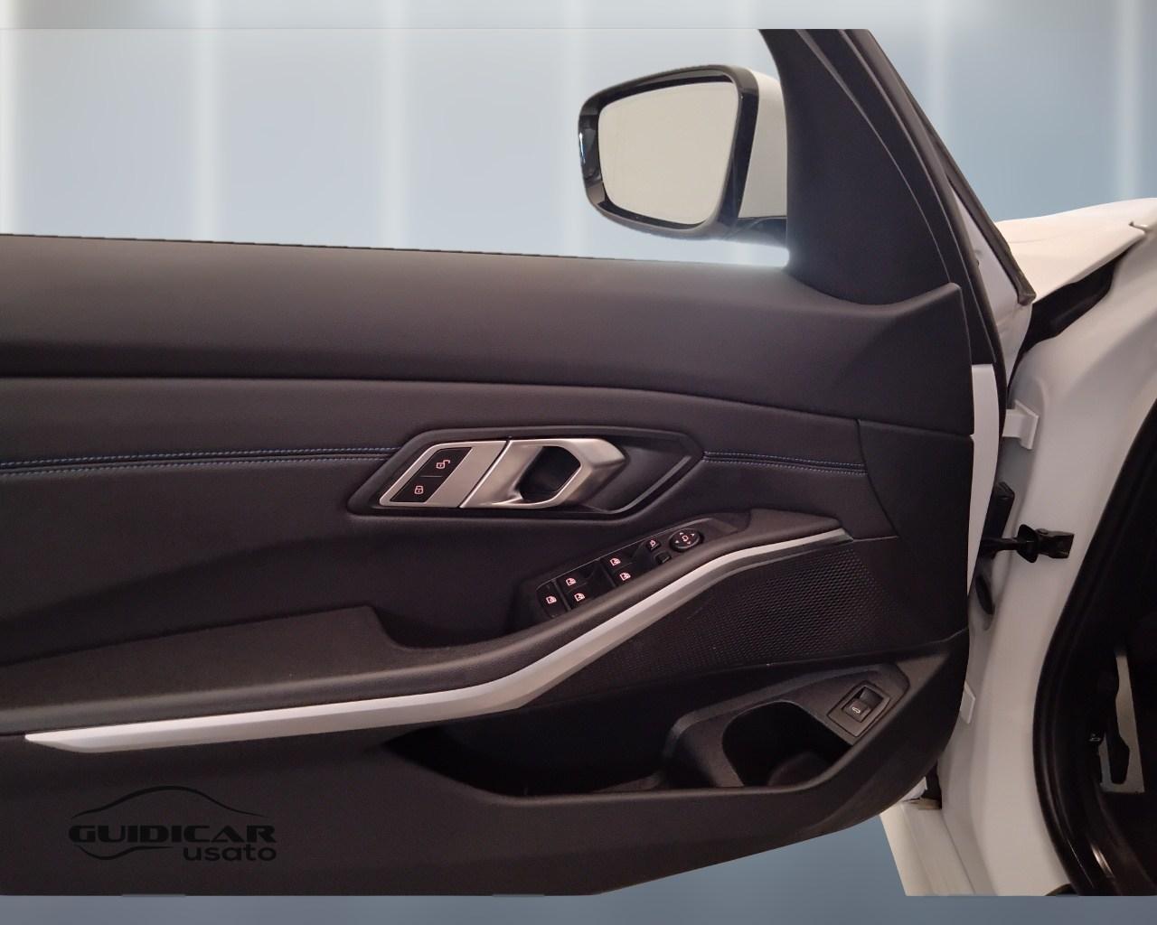 BMW Serie 3 G21 2022 Touring - 320d Touring mhev 48V MSport auto