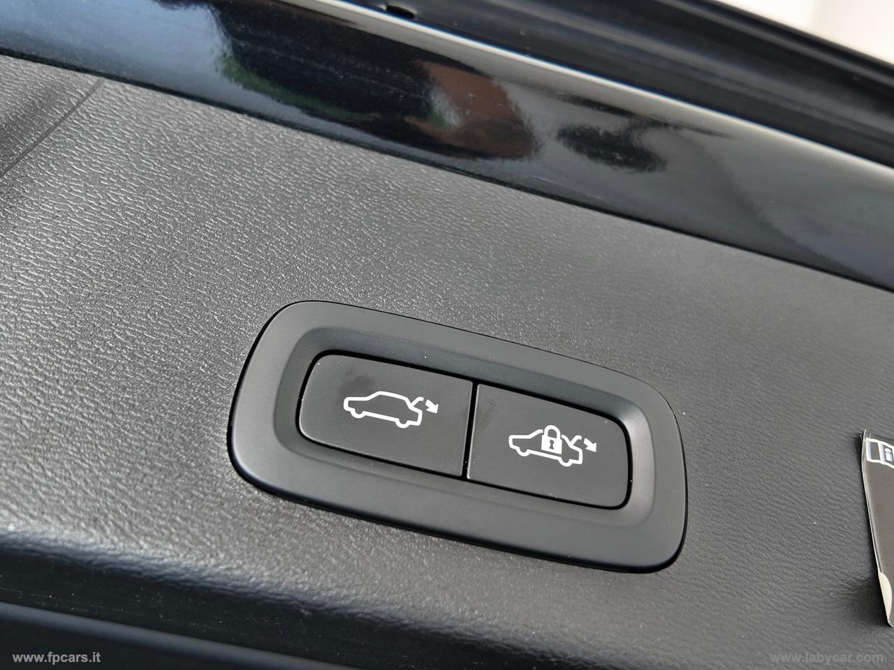 VOLVO XC40 D3 Geartronic Inscription