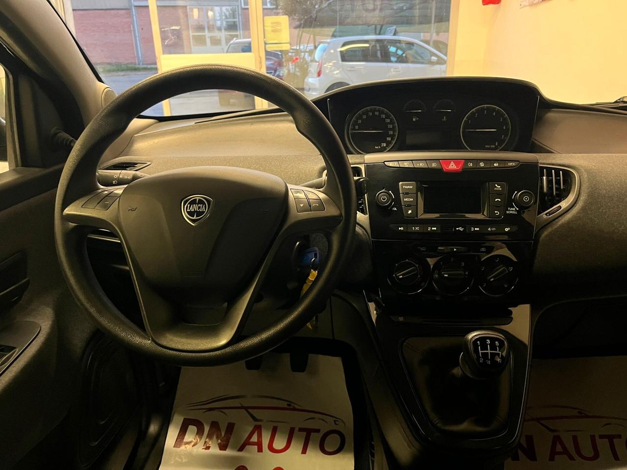 Lancia Ypsilon 1.2 69 CV 5 porte S&S Elefantino Blu