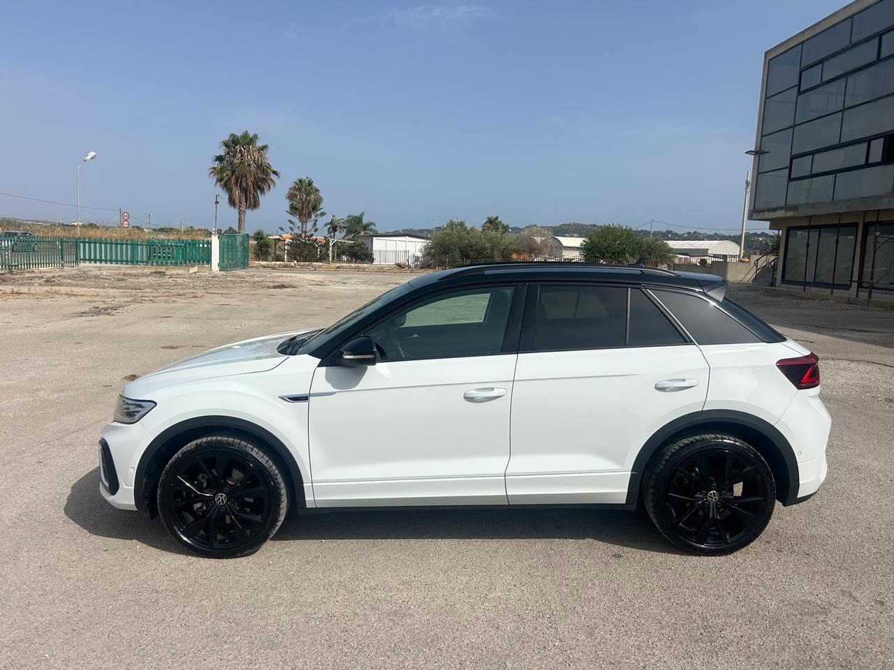 Volkswagen T-Roc 1.5 TSI ACT DSG R-Line Plus