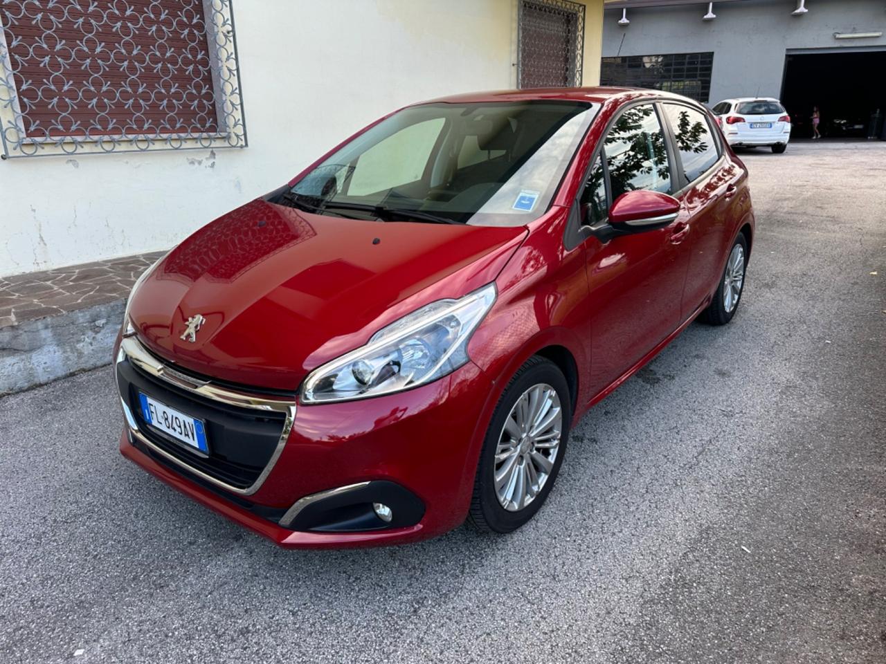 Peugeot 208 PureTech 82 5 porte Access