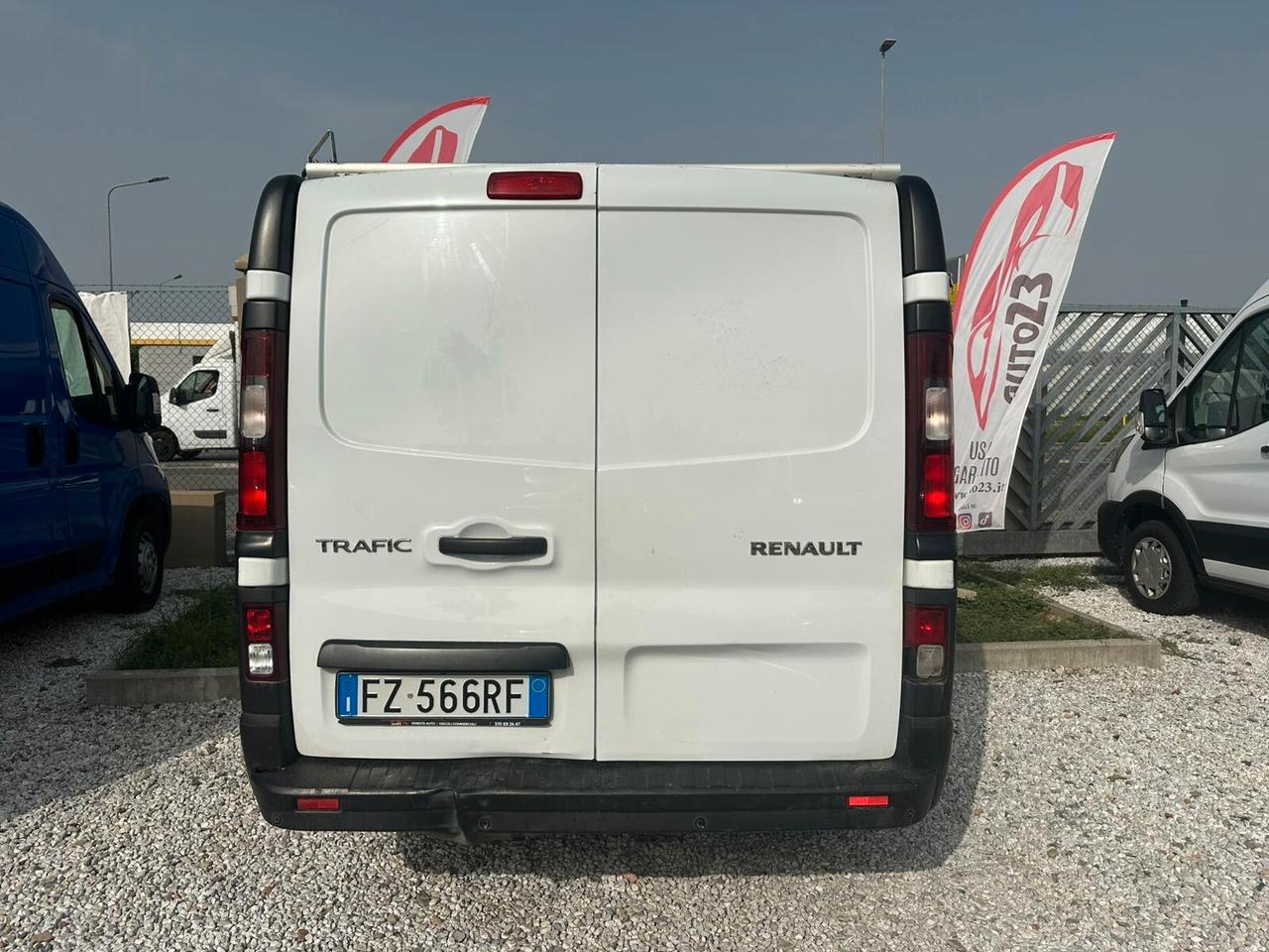 Renault Trafic T27 2.0 dCi 120CV PC-TN Furgone