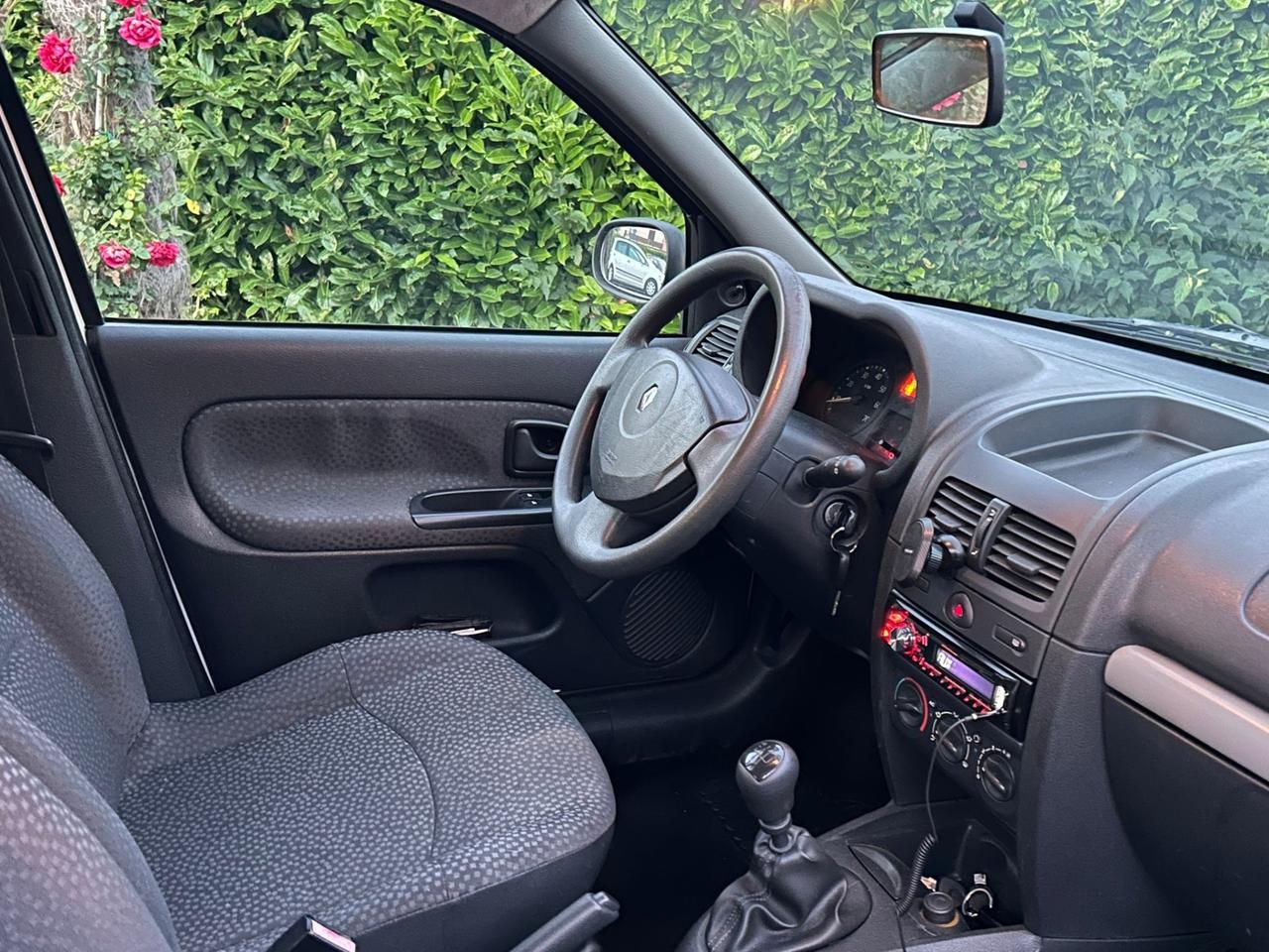Renault Clio 1.2 5 porte GPL 180.000KM