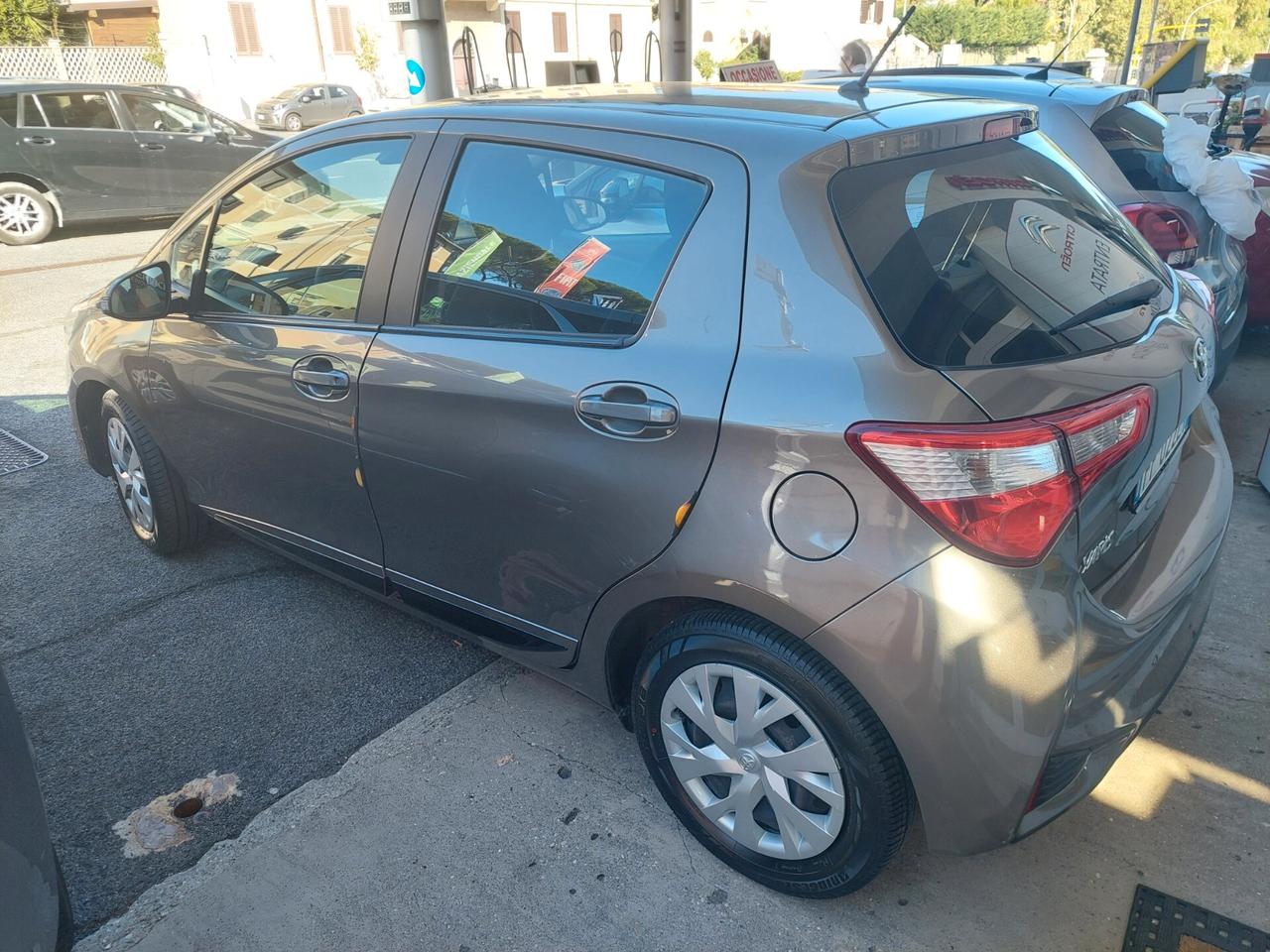 Toyota Yaris 1.0 5 porte Business