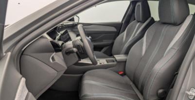 Peugeot 408 1.2 hybrid Allure 136cv e-dsc6