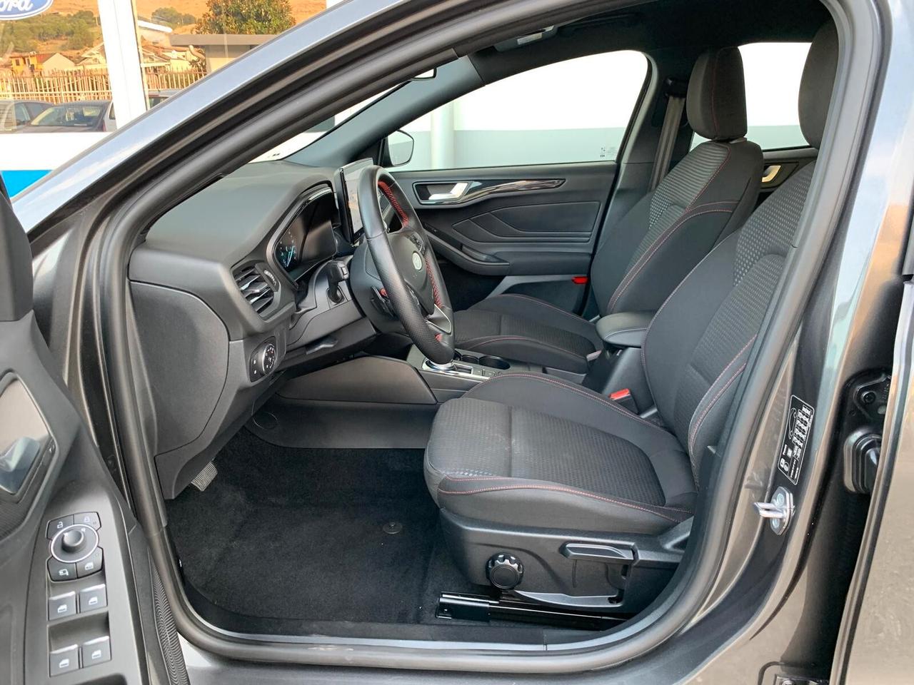 Ford Focus 1.5 EcoBlue 120 CV automatico SW ST-Line