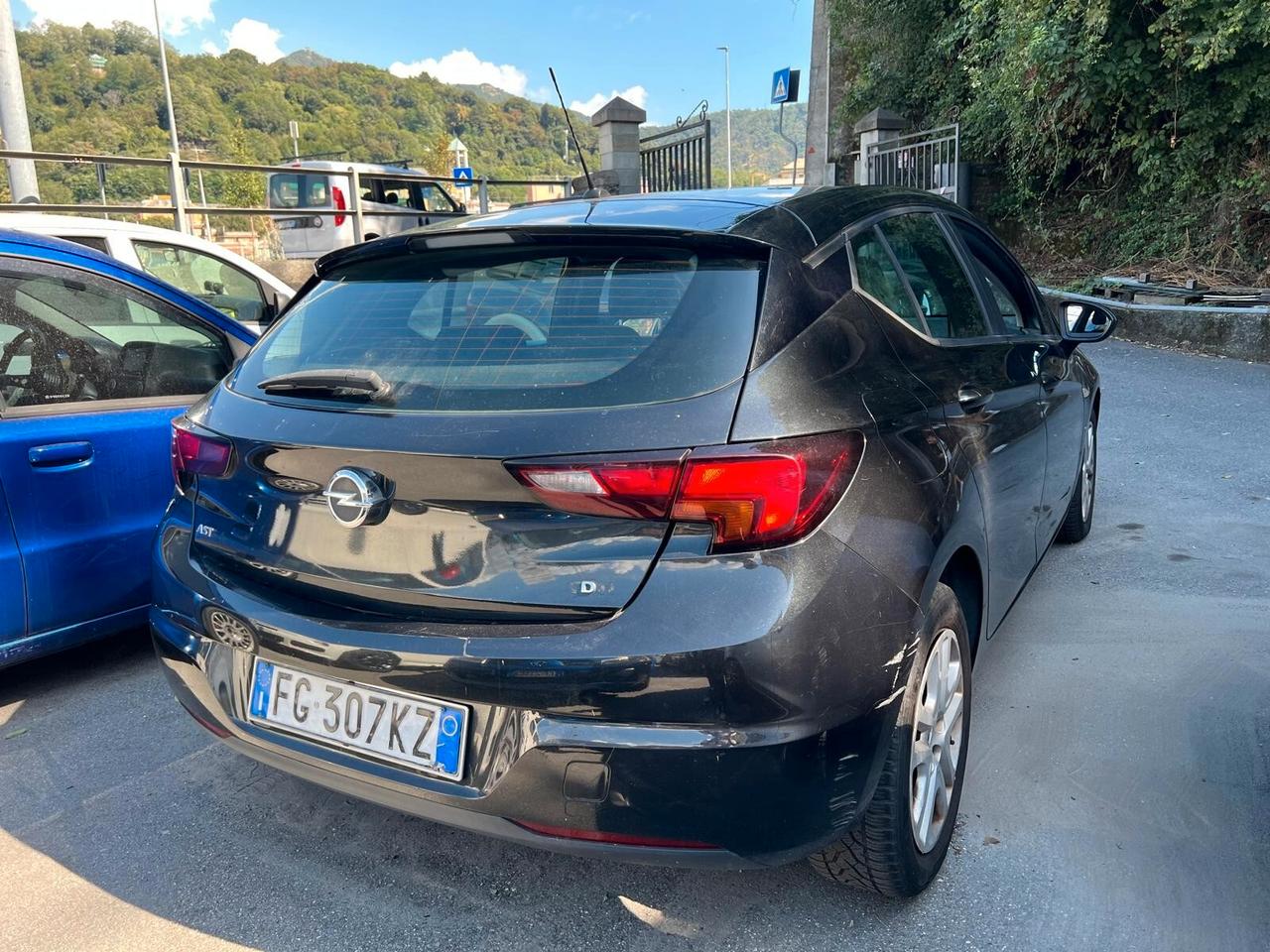 Opel Astra 1.6 CDTi 5 porte