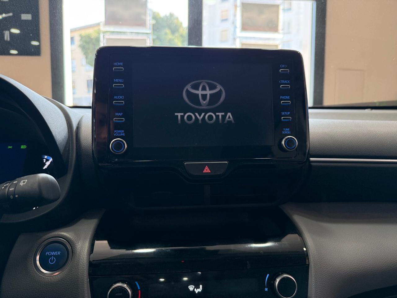 Toyota Yaris Cross 1.5 Hybrid 5p. E-CVT Business