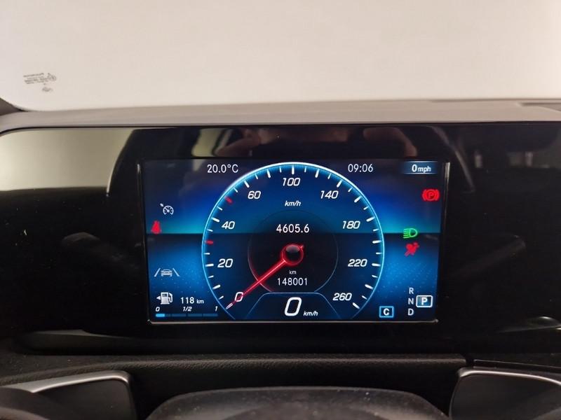 MERCEDES-BENZ GLB 220 d Automatic 4MATIC Premium