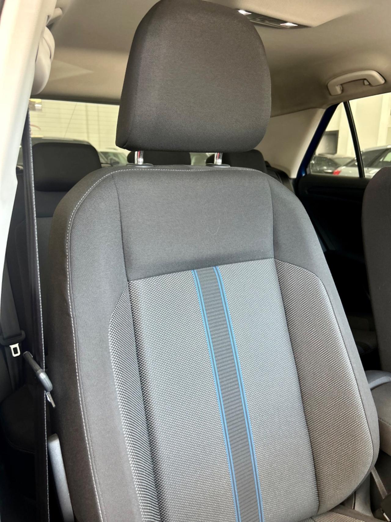 VW T-Roc 2.0 TDI SCR 150 CV DSG 4MOTION finanziabile