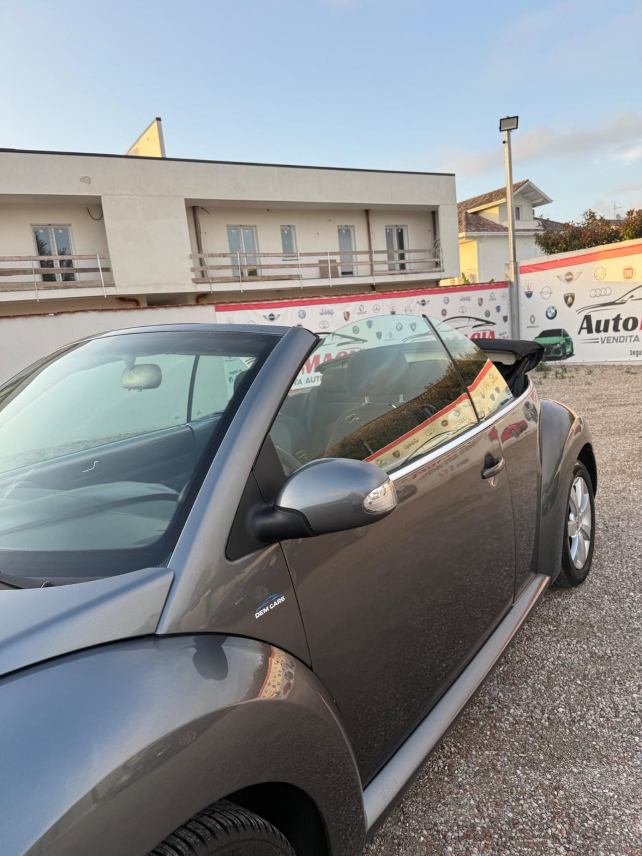 Volkswagen New Beetle 1.9 TDI 105CV Cabrio