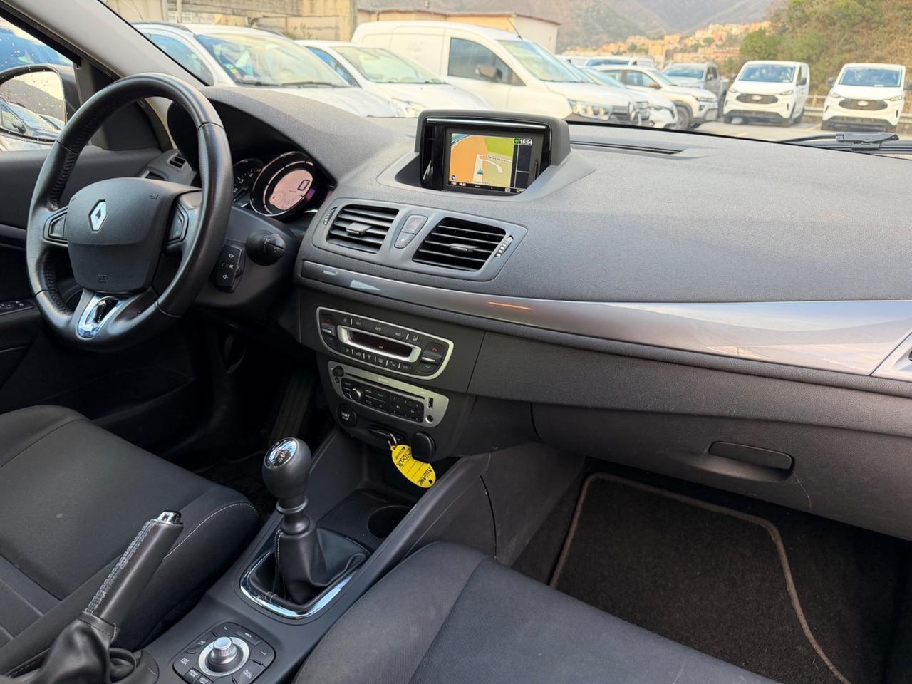 Renault Megane Mégane 1.5 dCi 110CV Limited - NEOPATENTATI