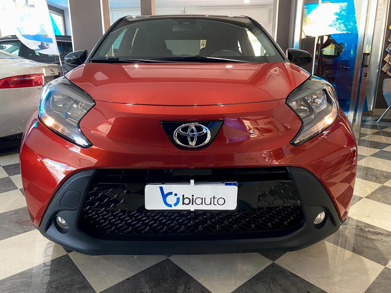 Toyota Aygo X 1.0 VVT-i 72 CV 5 porte Lounge-2022