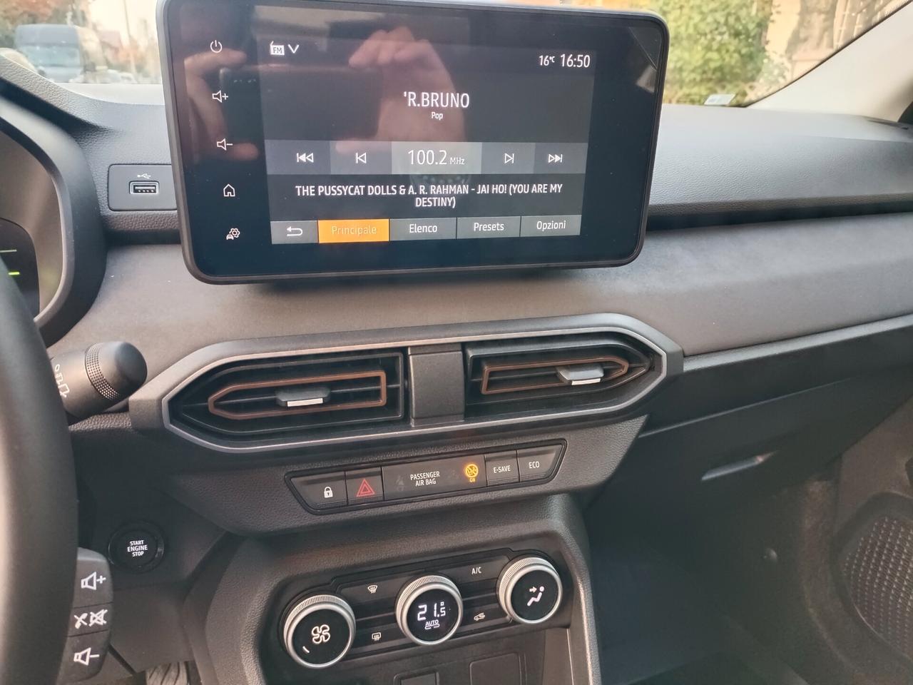 Dacia Jogger Hybrid 7 posti Extreme