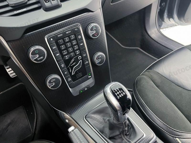 Volvo V40 V40 D2 R DESIGN MOMENTUM