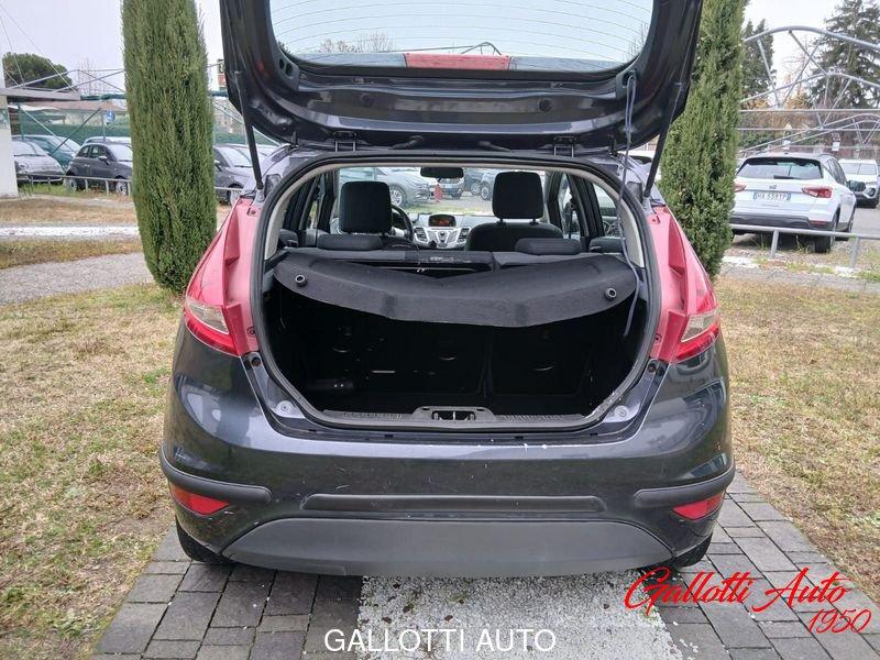 Ford Fiesta 1.4 5 porte GPL