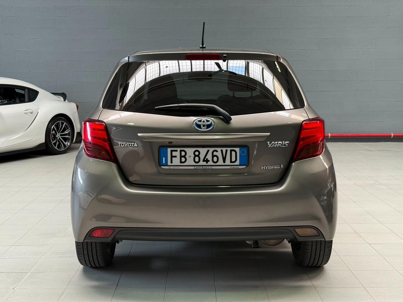 Toyota Yaris 1.5 Hybrid 5 porte neopatentati