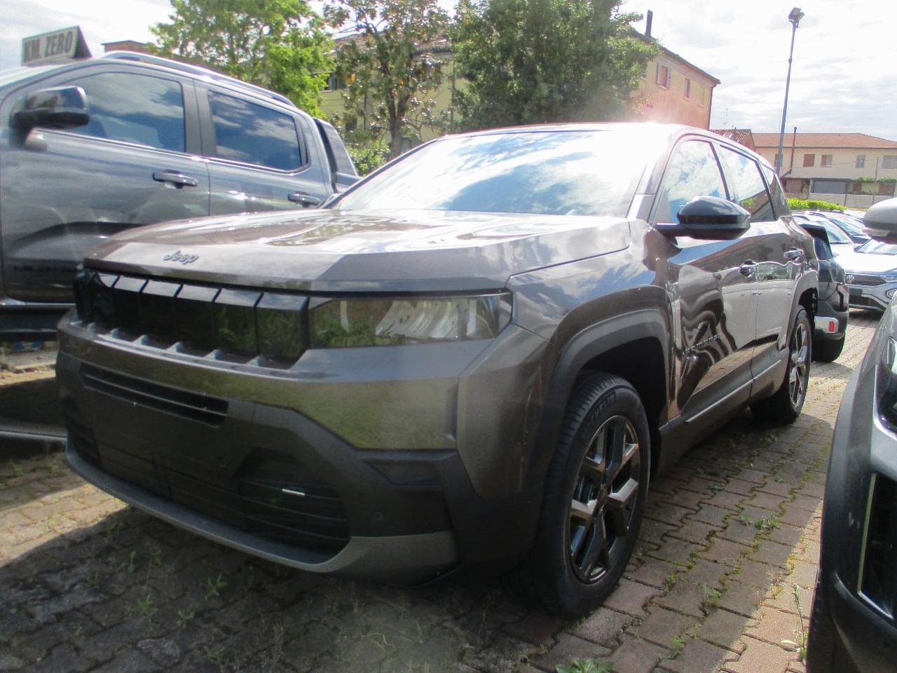 Jeep Compass 1.2 turbo e-hybrid mhev Altitude fwd 145cv edct6