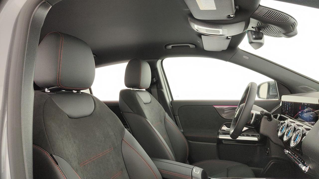 Mercedes-Benz GLA 200 d automatic