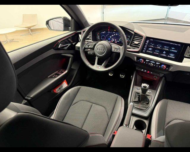 AUDI A1 allstreet 25 TFSI Business