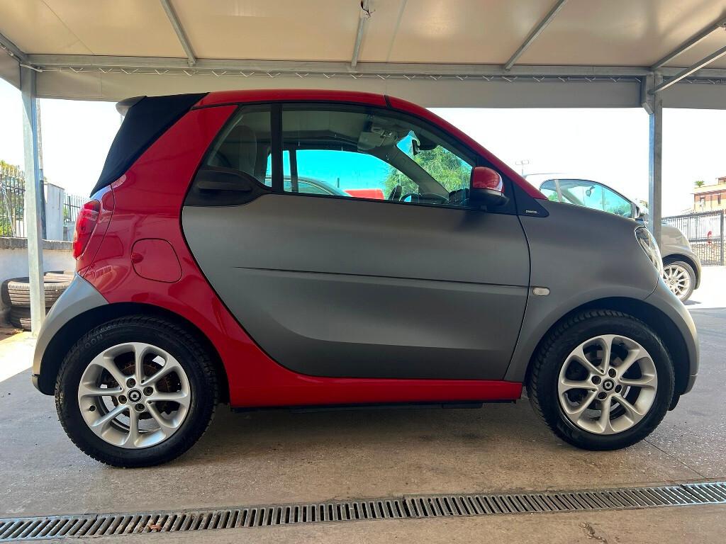 Smart Fortwo Gray Matt - Cabrio* - Super Full!