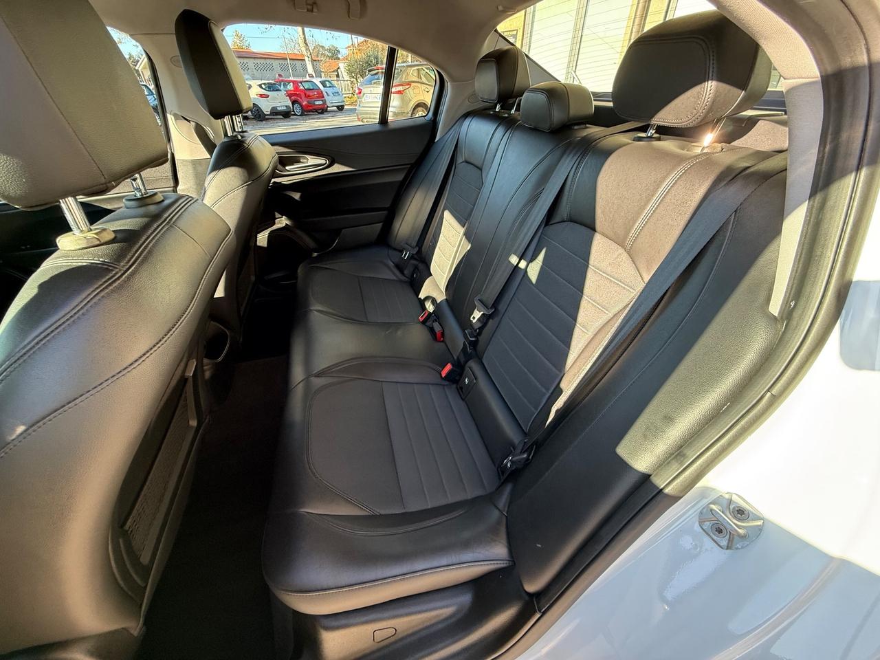 Alfa Romeo Giulia 2.2 Turbodiesel 150 CV