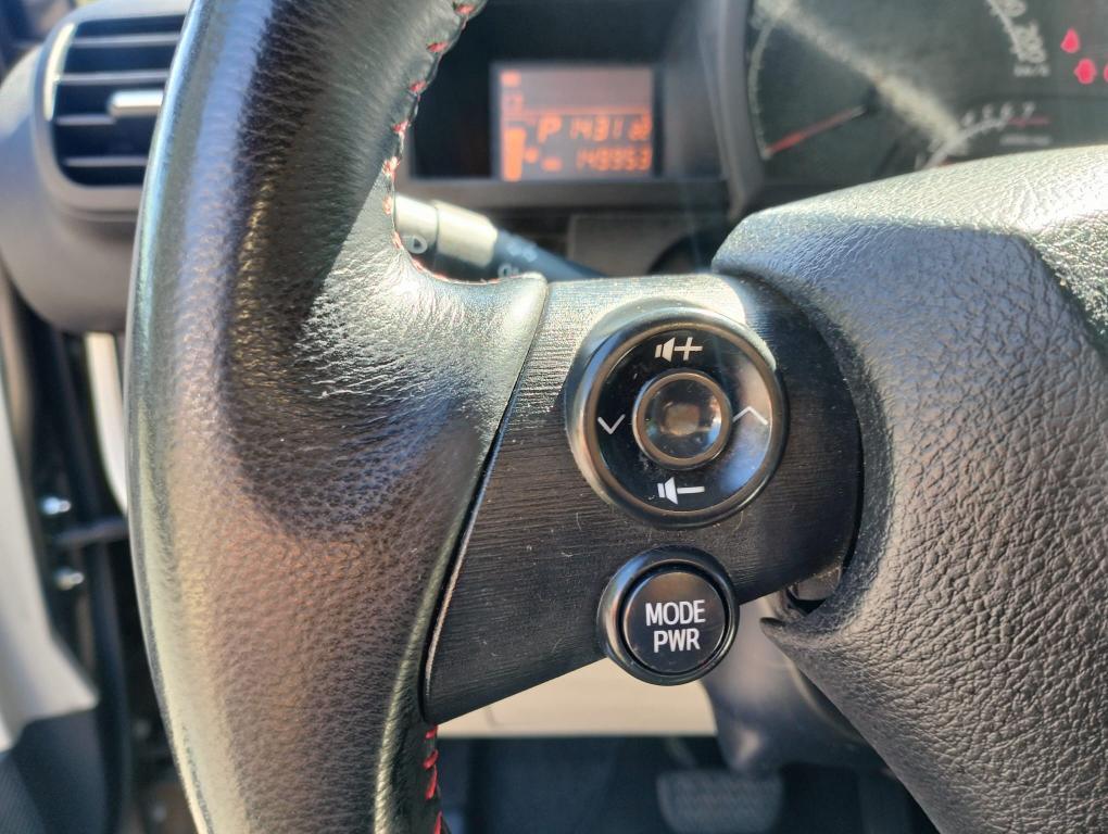 Toyota iQ 1.3 executive cvt E5