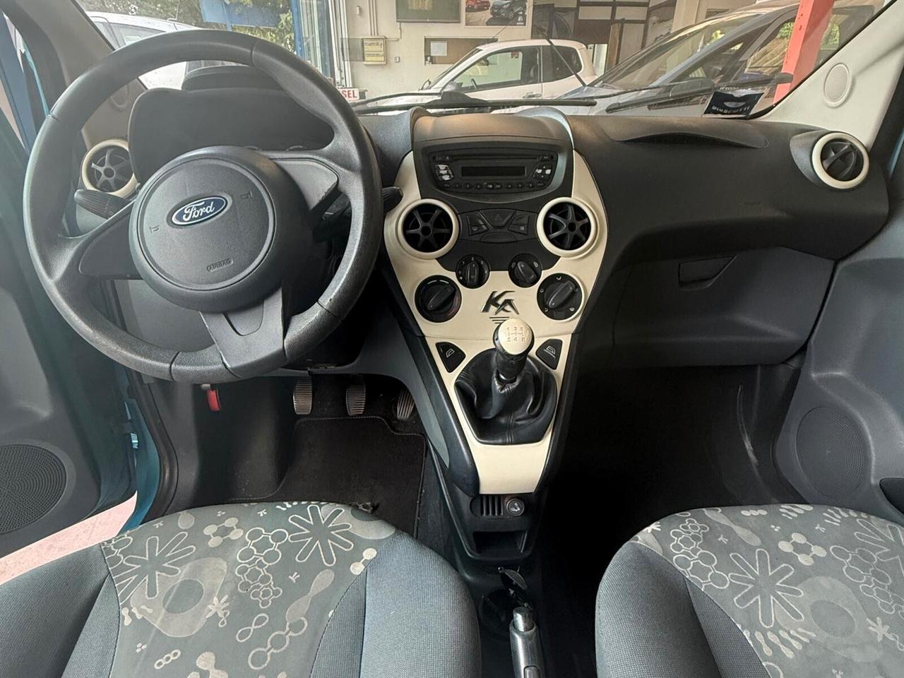 Ford Ka 1.2 8V 69CV Titanium