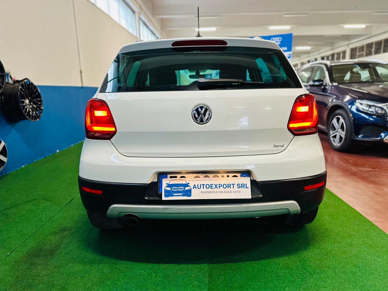 Volkswagen Polo Cross 1.4 TDI/automatico/2016