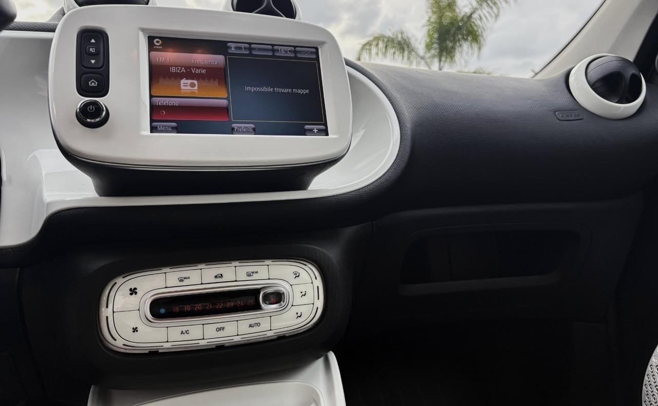 Smart ForFour 70 1.0 twinamic Safetown White