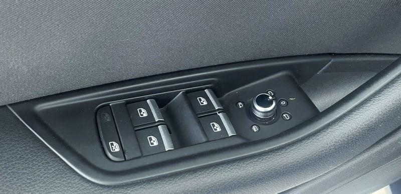 Audi A4 Avant 40 TDI quattro S tronic Business Advanced