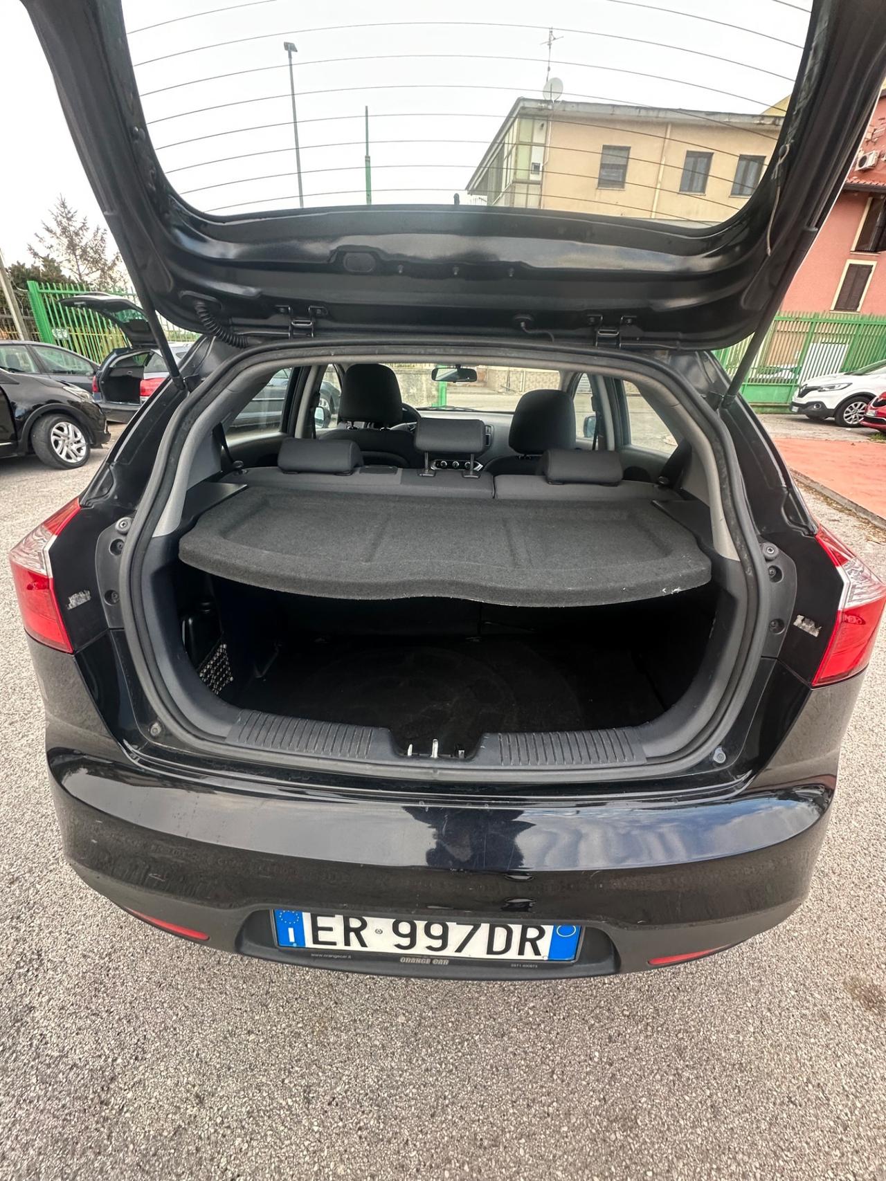 Kia Rio 1.1 CRDi 5p. Cool