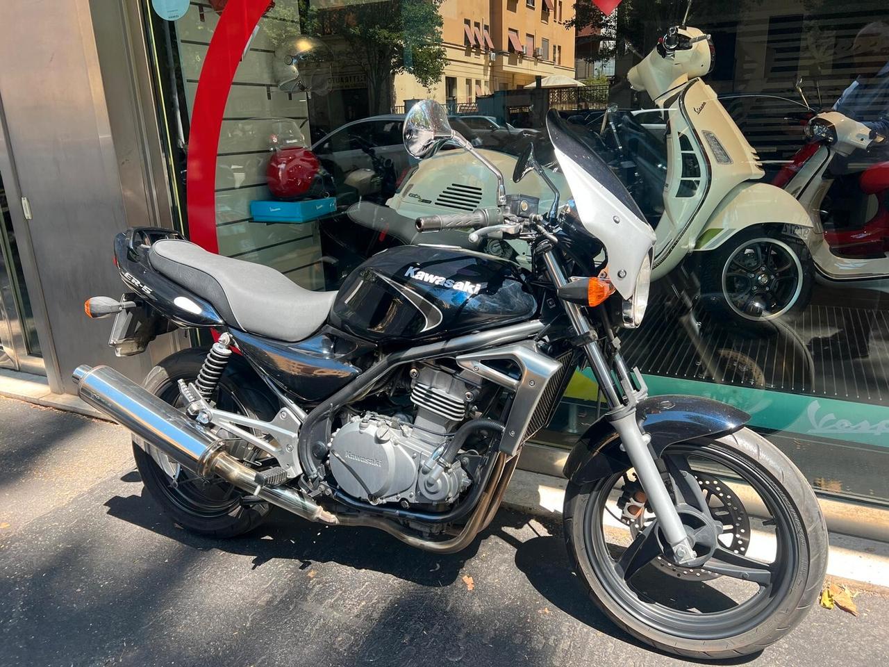 Kawasaki ER 5