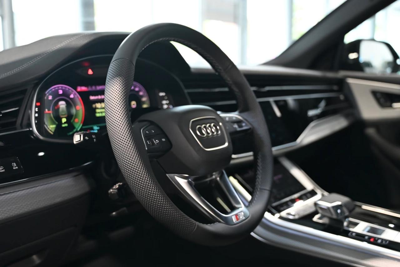 Audi Q8 SUV TDI quattro 210 kW tiptronic S line edition